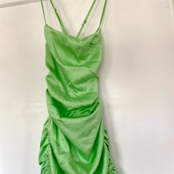 Oh Polly Backless Dress - Picture 5 of 7